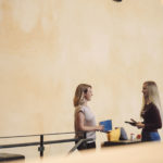 Två studerande i Academill