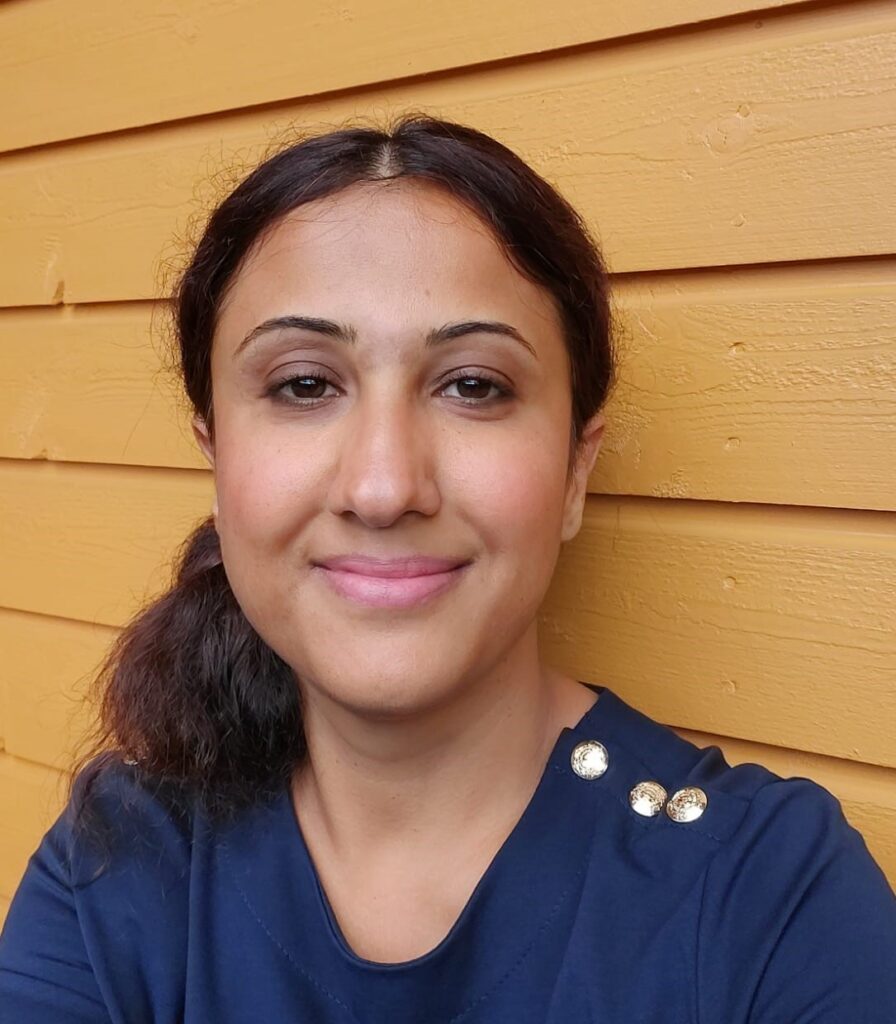 Porträttbild av Veronica Kalhori